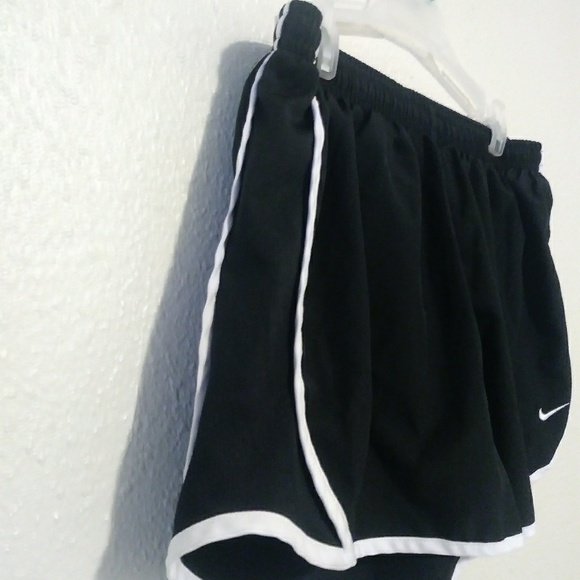 Nike Dri-Fit Black Running Shorts - Picture 3 of 8